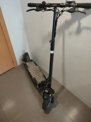 Patinete eléctrico Speedway pro muy cuidado