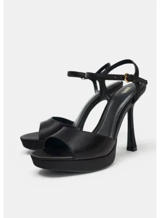 Sandalias Zara Tacón Negro a estrenar!