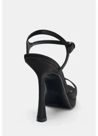 Sandalias Zara Tacón Negro a estrenar!