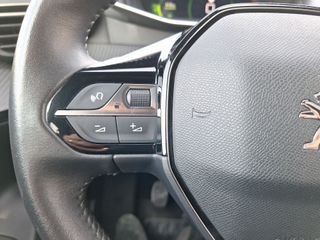 Peugeot 2008 Allure Pack Puretech 130 S&S 6 Vel. MAN