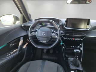Peugeot 2008 Allure Pack Puretech 130 S&S 6 Vel. MAN