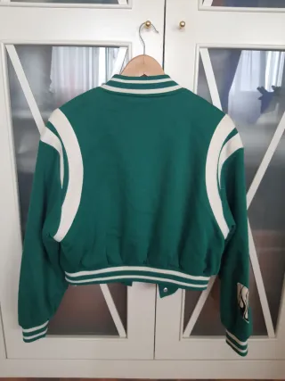 Chaqueta Beisbolera Verde Bershka