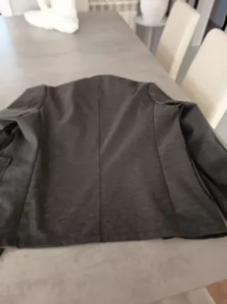 Americana gris hombre