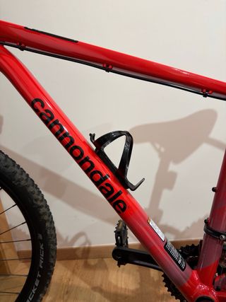 Bicicleta Cannondale Roja