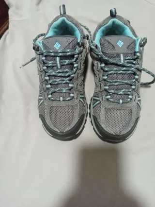 Zapatos Columbia Gris y Turquesa