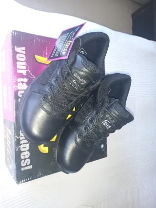 Zapatos  Barbaric Force Talla 39