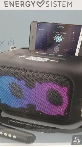 Altavoz Karaoke Energy Sistem con Micrófonos