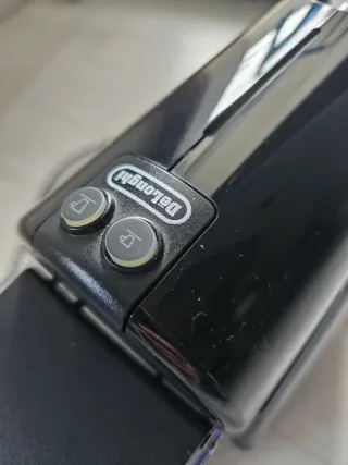 Macchina Caffè Nespresso DeLonghi Nera