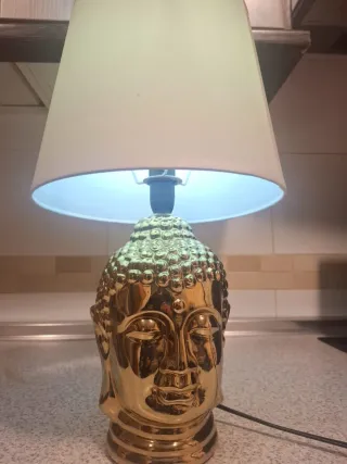 Lámpara Buda Oriental Dorada