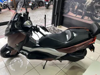 YAMAHA X-MAX 300 MAXI SCOOTER