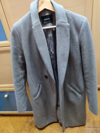 Abrigo paño gris Stradivarius Talla M
