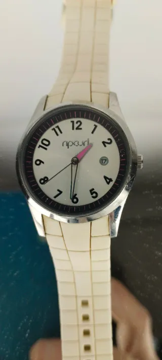 Reloj Rip Curl Mujer Blanco y Plateado