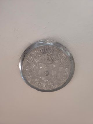 Plafón de techo plateado