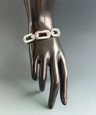 Pulsera eslabones Uno de 50 plateada