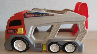 Camión Transportador de Coches Juguete