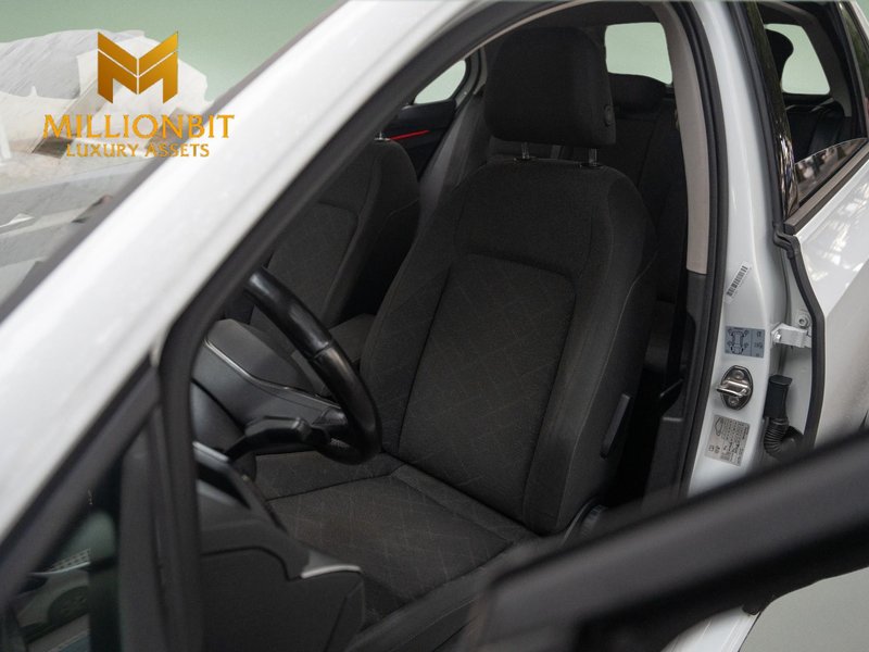 Volkswagen Golf 5 ptas. Advance 2.0 TDI 2020, foto 28