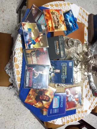 Lote 11Videojuegos PlayStation 2 y 10 de regalo