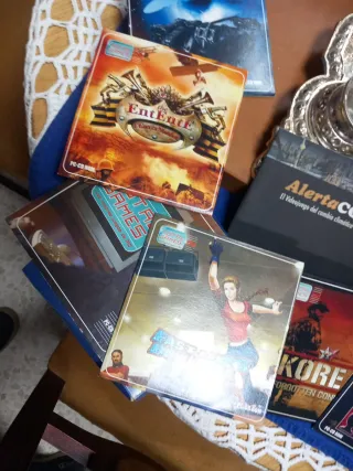 Lote 11Videojuegos PlayStation 2 y 10 de regalo