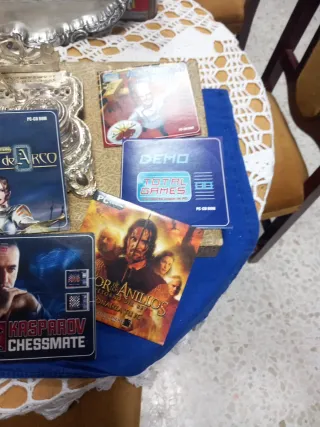 Lote 11Videojuegos PlayStation 2 y 10 de regalo