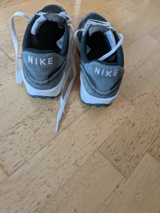 Nike Waffle Debut Negro/Gris