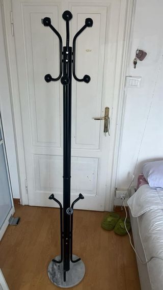 Appendiabiti con base in marmo