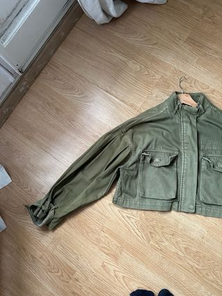 Chaqueta verde militar