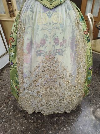 Traje de Fallera completo