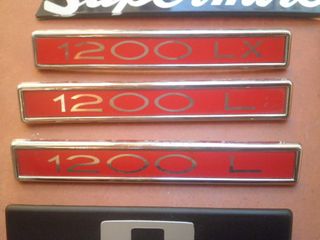 Lote 13 Insignias Coches Clásicos Simca Seat