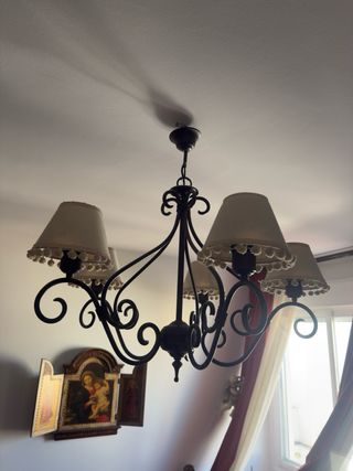 Lámpara de techo de tela y metal