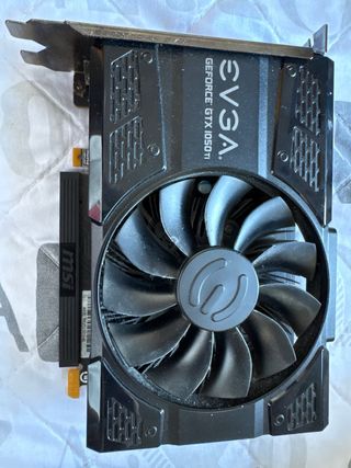 2 Tarjeta Gráfica EVGA GTX 1050 Ti