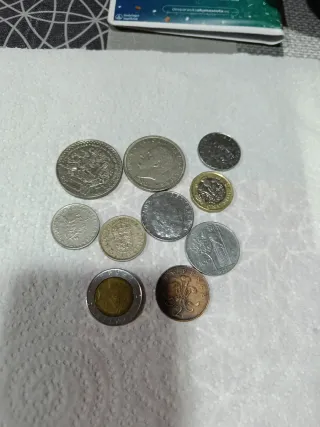 Monedas y Billetes Colección Variada
