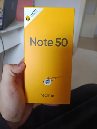 Realme Note 50 Gris - 1 año de uso