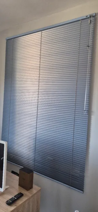 Veneciana aluminio 1,40m x 1,90m