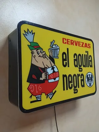 Letrero Luminoso Cerveza Águila Negra