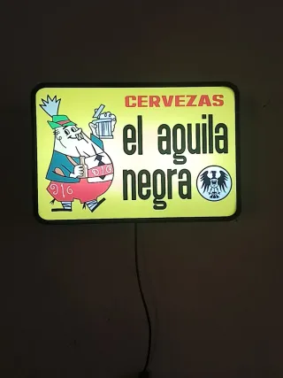 Letrero Luminoso Cerveza Águila Negra