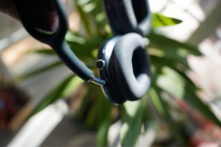 Apple AirPods Max Space Gray