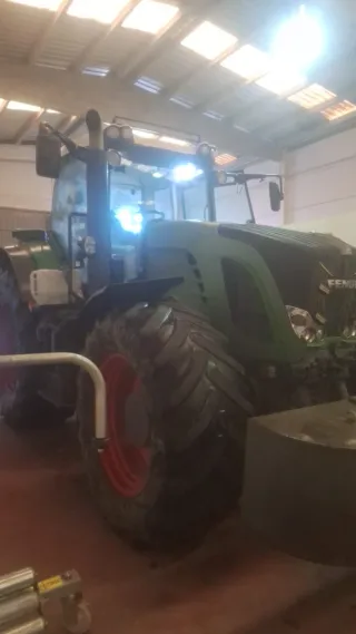 Tractor Fendt Verde
