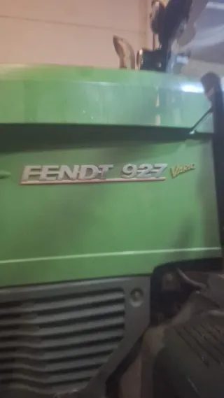 Tractor Fendt Verde