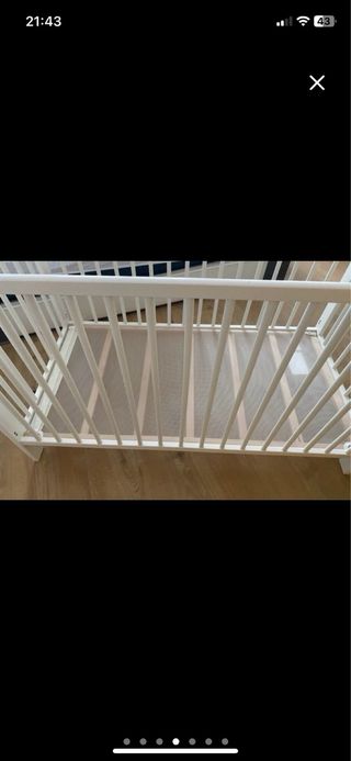 Cuna blanca Ikea con colchón y sabanas bajera