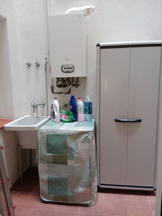 Piso + Parking amplio (de particular a particular)