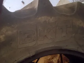 Neumático Agrícola AgriMAX RT 855