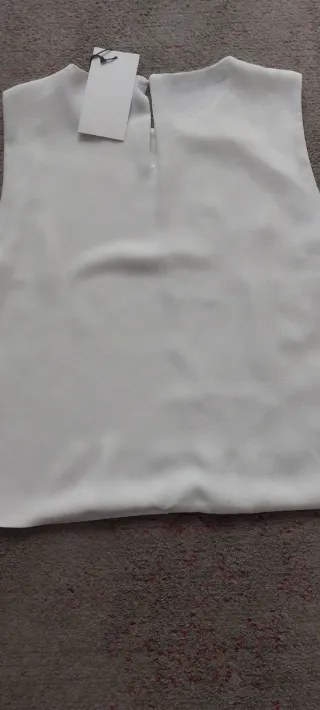 Top Zara Negro y Blanco Talla L