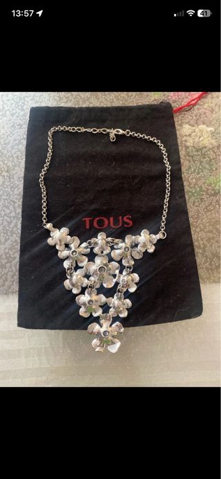 GARGANTILLA DE SEÑORA DE BISUTERÍA.