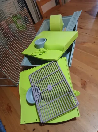 Jaula para hámster con accesorios