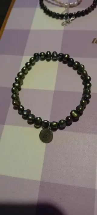 Pulsera perlas verdes San Judas Tadeo