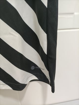 CAMISETA ADIDAS ENTRADA 22 GRAPHIC S/M COMO NUEVA.