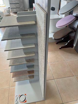 Peldaños de cerámica porcelánico