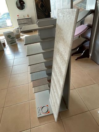 Peldaños de cerámica porcelánico