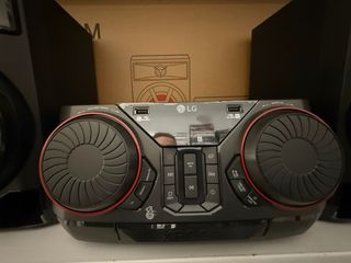 LG XBOOM CK43N - Como Nuevo