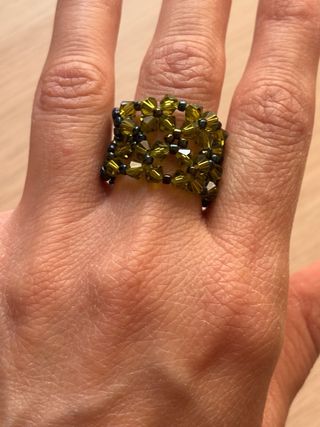 Anillos artesanales de cuentas